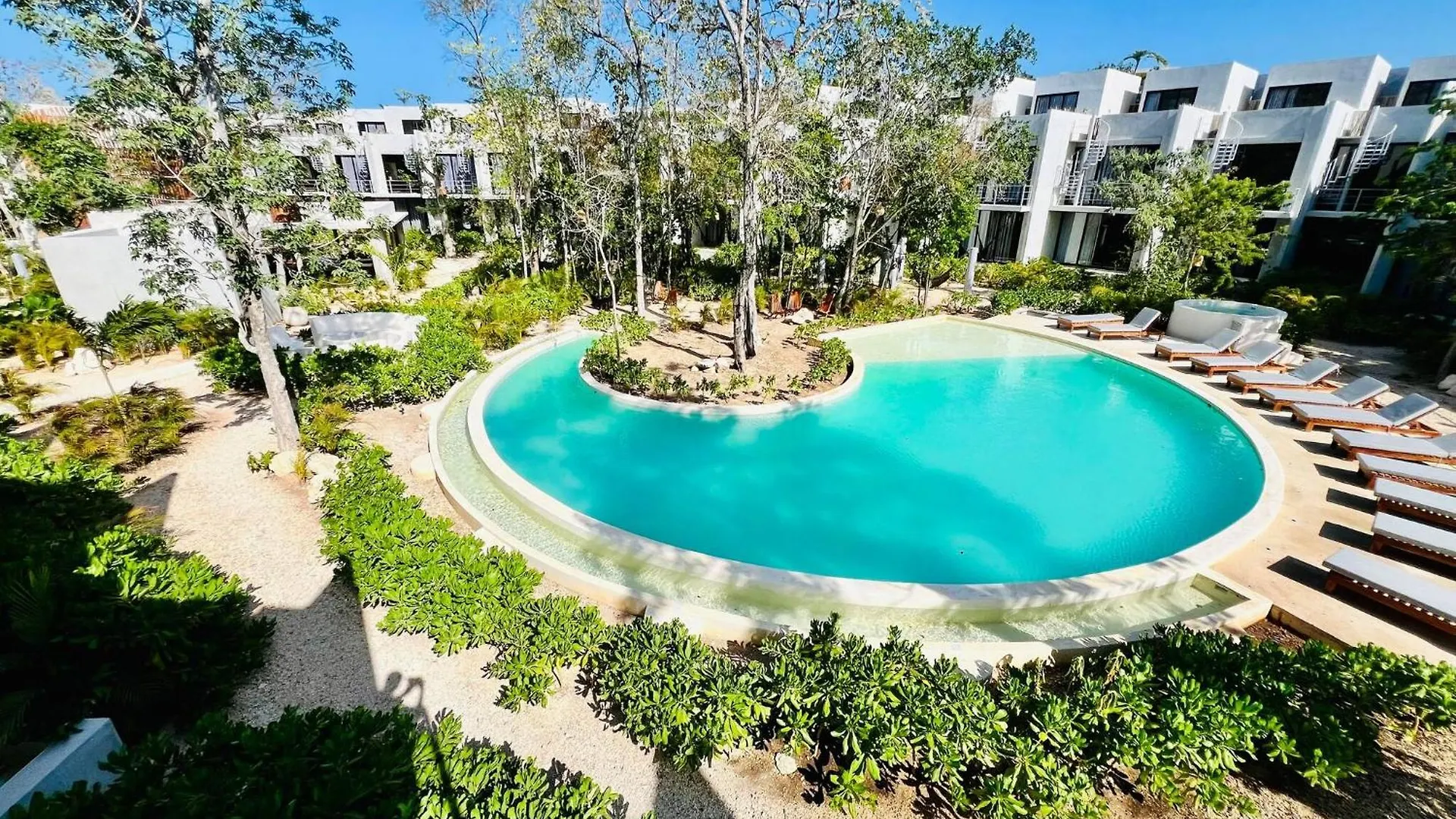 403 Seremonia Selva Private Pool New Apartment King Bed Wifi Tulum Mexico
