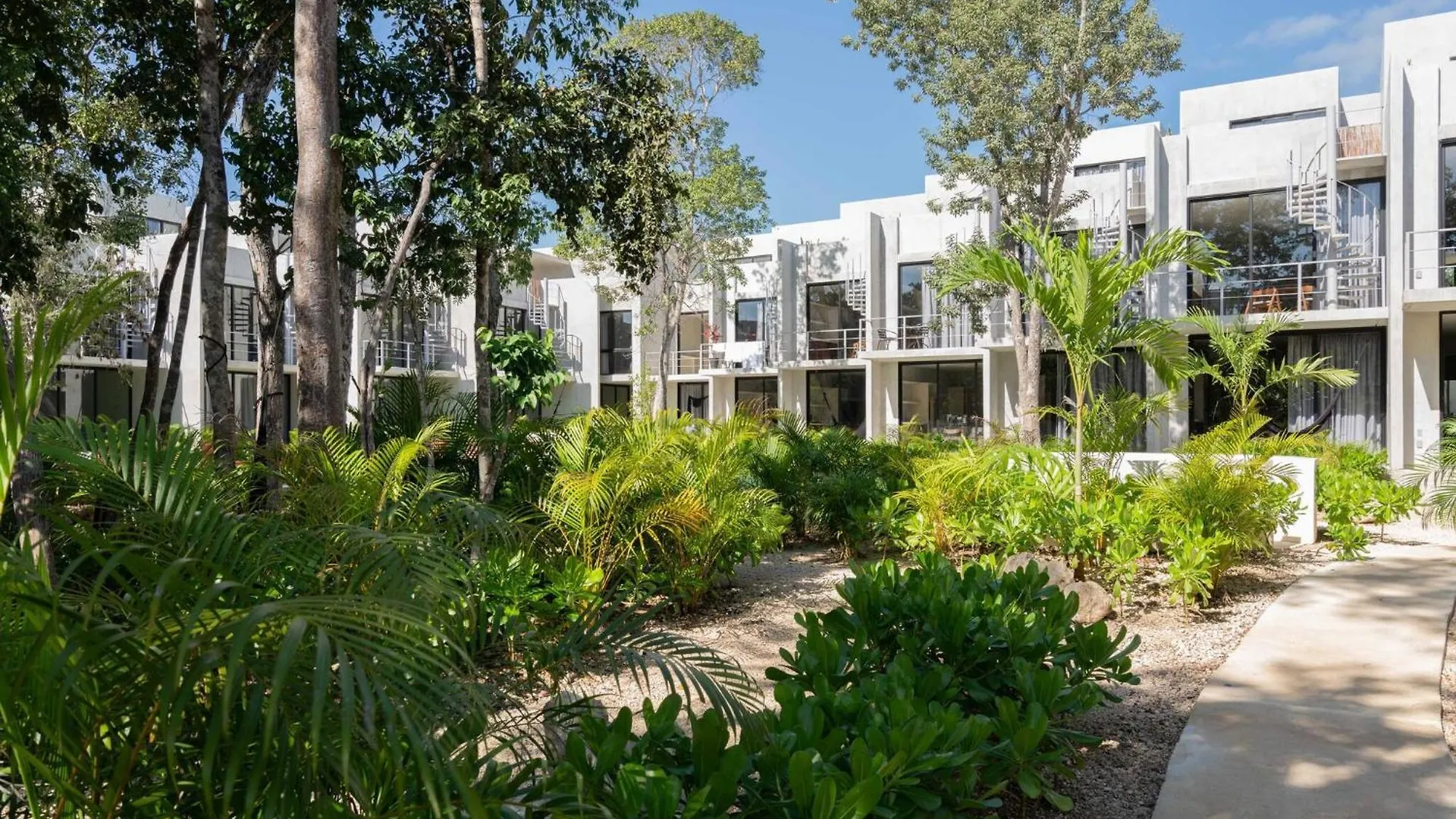 403 Seremonia Selva Private Pool New Apartment King Bed Wifi Tulum
